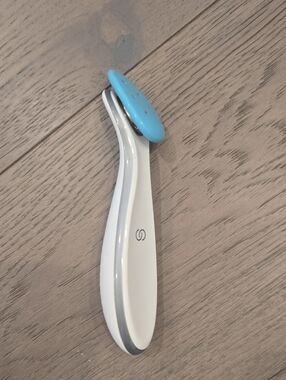 Nu Skin ageLOC Boost Device